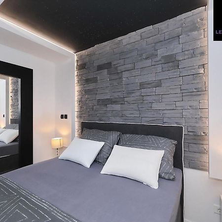 Legacy Marine2 - Zadar, Luxury Suites Exterior photo